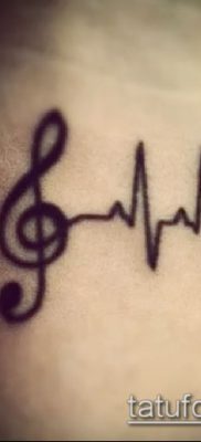 Fotó zenei tetoválásról - 19062017 - példa - 012 Zenei tetoválás -