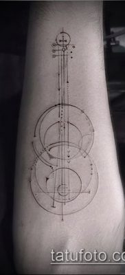 Fotó zenei tetoválásról - 19062017 - példa - 021 Zenei tetoválás -