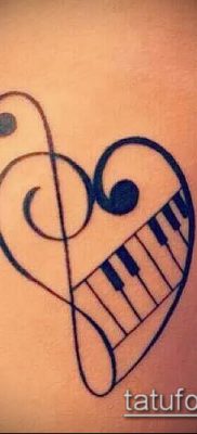 Fotó zenei tetoválásról - 19062017 - példa - 022 Zenei tetoválás -