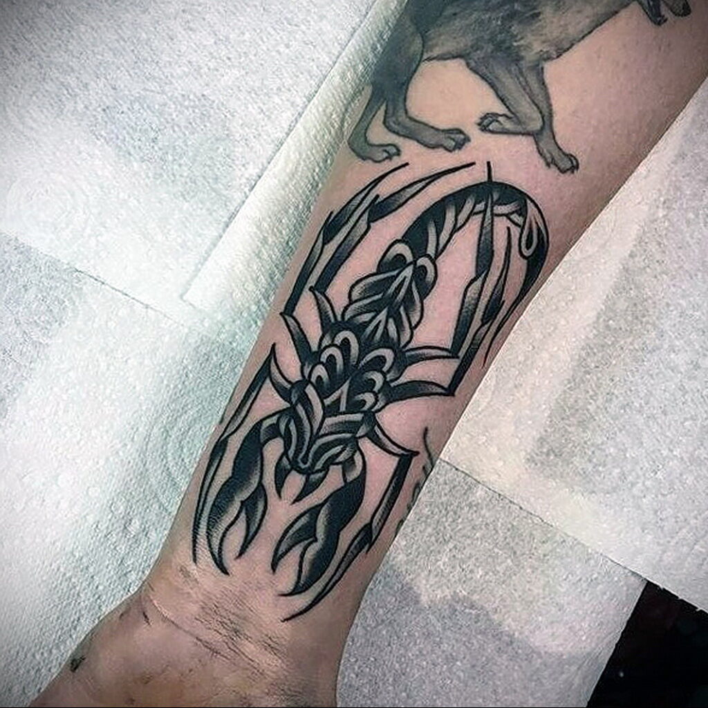 Photo Scorpion tattoo on wrist 01/16/2021 №0013 -scorpion tattoo on wrist-