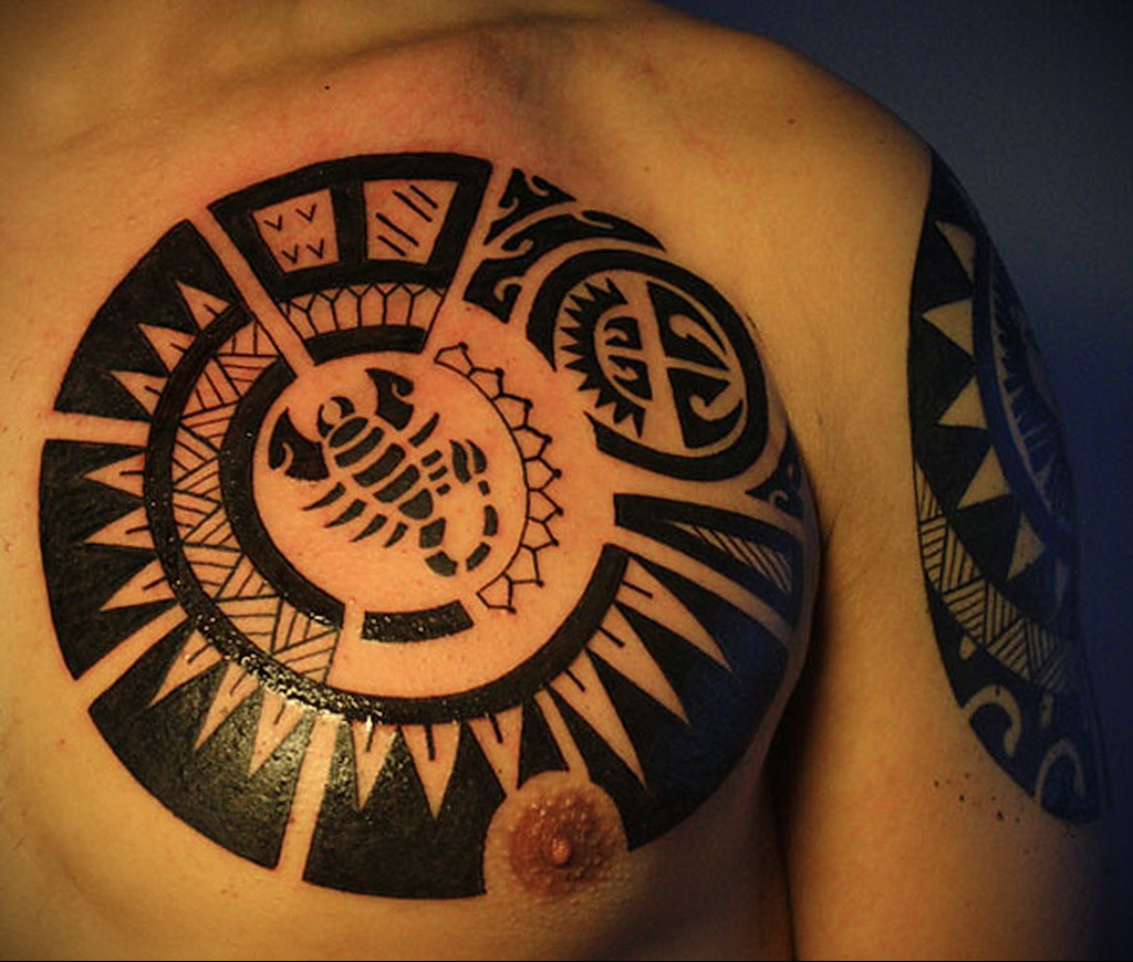 Photo Scorpion tattoo on chest 01/16/2021 №0033 -scorpion tattoo on chest-