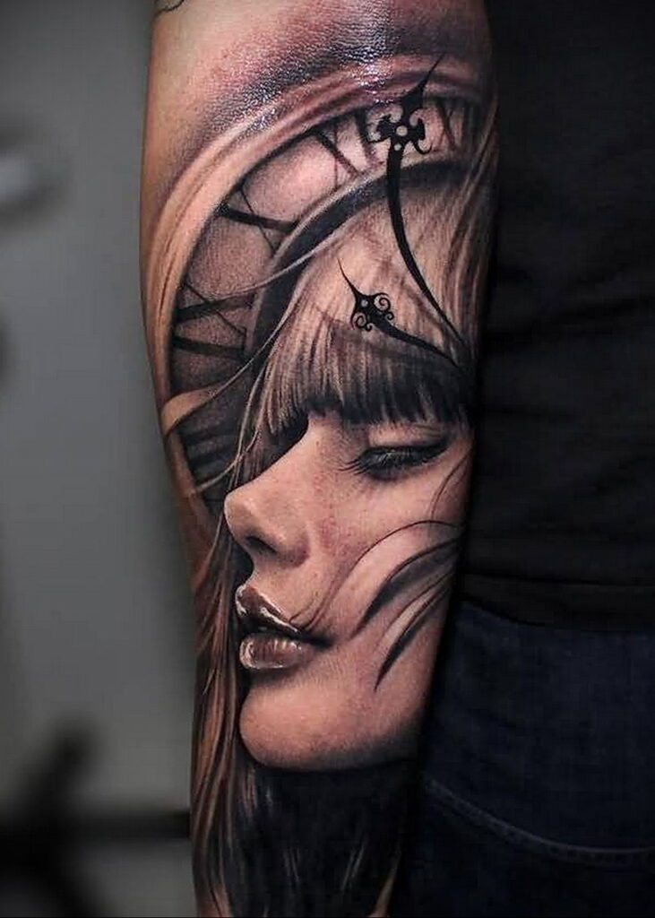 صورة من وشم الأكمام مع الساعة 01/17/2021 №0017-وشم ساعة الأكمام-