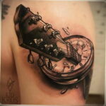 صورة للوشم المكسور على مدار الساعة 01/17/2021 №0016 -وشم ساعة مكسورة-