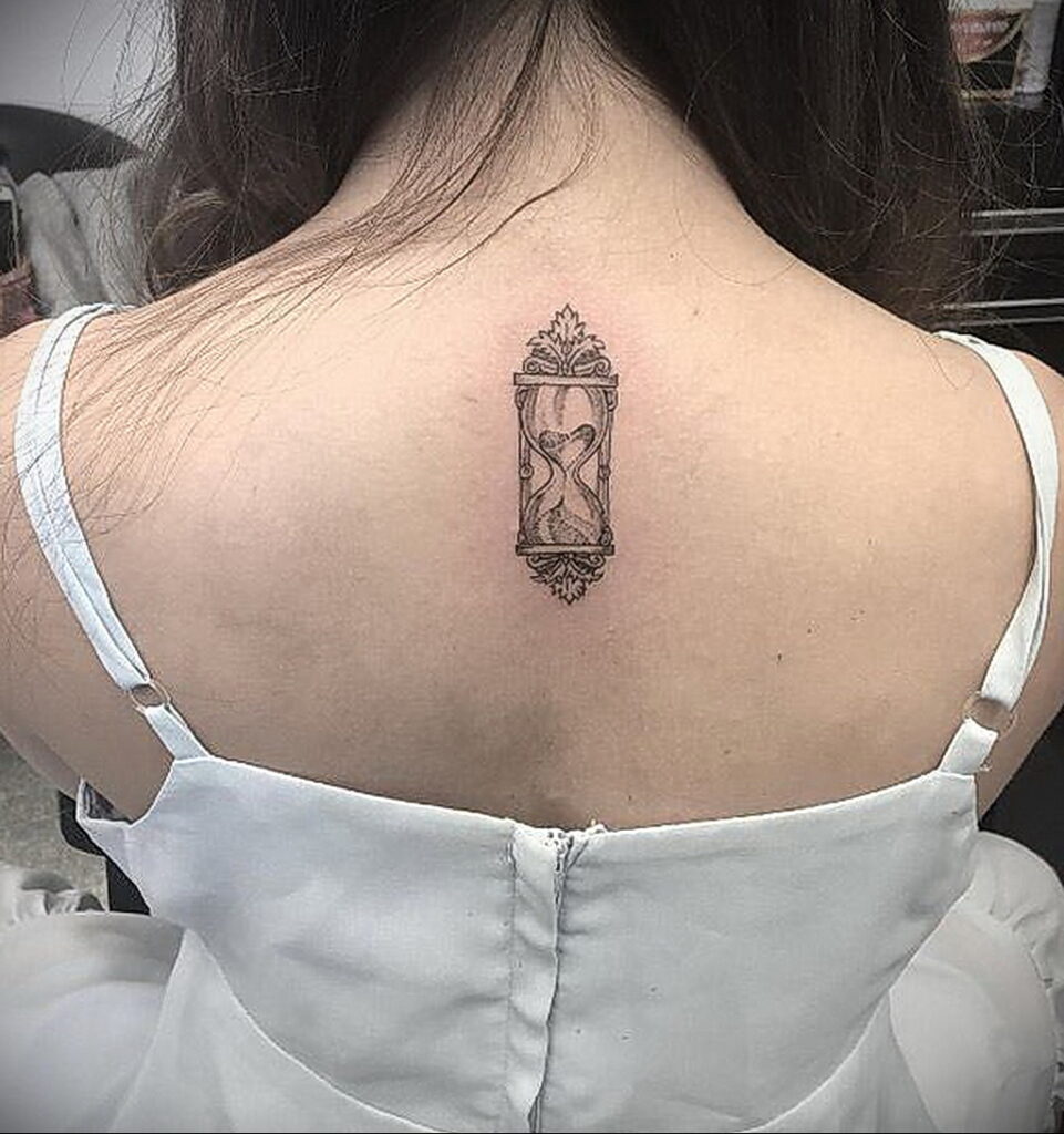 صورة من وشم الساعة الرملية 01/19/2021 №0216-وشم الساعة الرملية-