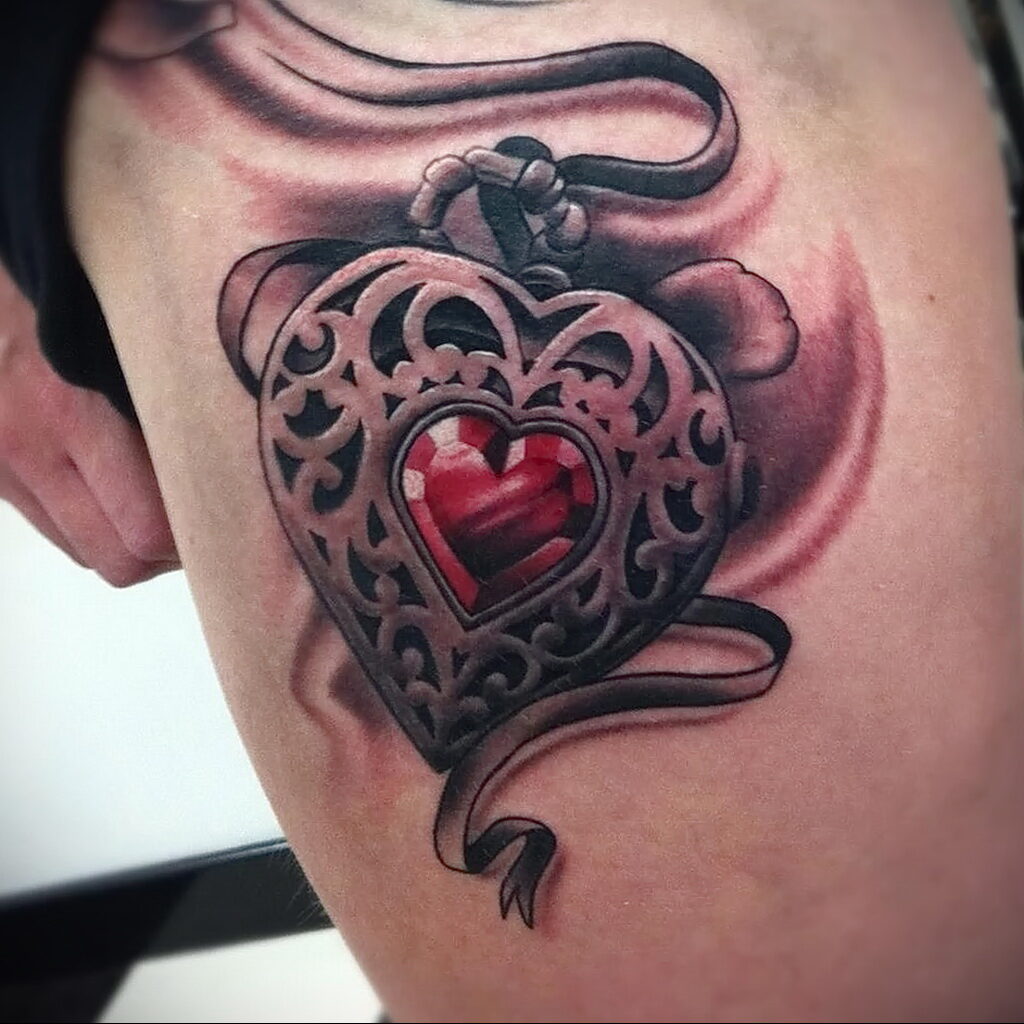 صورة لشم القلب مثال للرسم 09.02.2021 №0136 - وشم القلب -