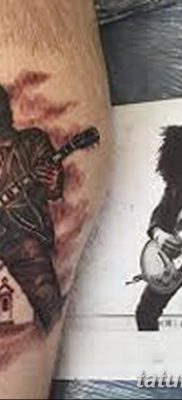 fotó tetováló rock zenészekről, dátum: 2017.11.27. №142 - tetováló rockzenészek -