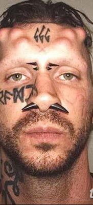 fotó a 666 -os tetoválásról, 2018. január 16 -án, №025 - tetoválás 666 -
