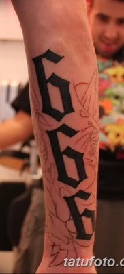 fotó a 666 -os tetoválásról, 2018. január 16 -án, №030 - tetoválás 666 -