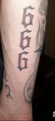 fotó a 666 -os tetoválásról, 2018. január 16 -án, №042 - tetoválás 666 -