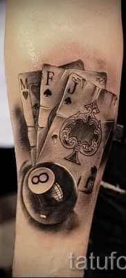 tetoválás 8 - érdekes példák fényképes példái a 9 jelentéséről szóló cikkhez