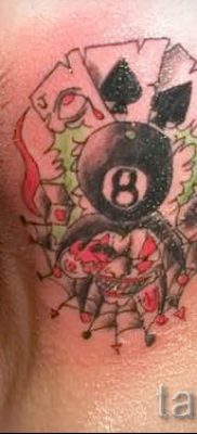 tetoválás 8 - érdekes példák fényképes példái a 8 jelentéséről szóló cikkhez