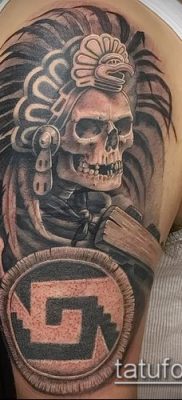 Aztec tatoveringsfoto - 01062017 - eksempel - 014 Aztec tatovering