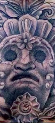 Aztec tatoveringsfoto - 01062017 - eksempel - 015 Aztec tatovering