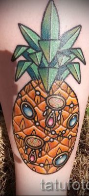 foto-tatu-ananas-dlya-stati-pro-znachenie-tatuirovki-s-ananasom-043-tatufoto-ru
