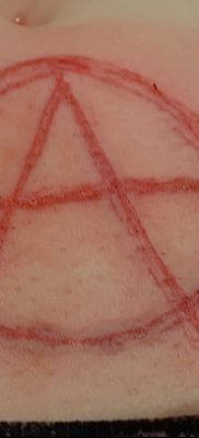 фото татуировка анархия 05.09.2017 №083 - татуировка анархия -