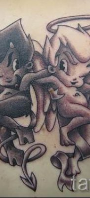 снимка на ангел и демон татуировка за статия за значението на дизайна на татуировка - tatufoto.ru - 27