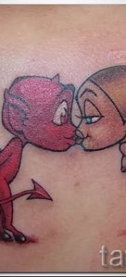 снимка на ангел и демон татуировка за статия за значението на дизайна на татуировка - tatufoto.ru - 11