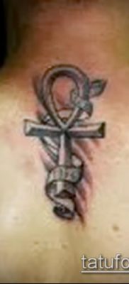 Снимка на татуировка ankh (значение) - пример за интересен дизайн на татуировка - 034