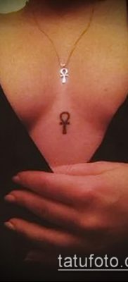 Снимка на татуировка ankh (значение) - пример за интересен дизайн на татуировка - 032