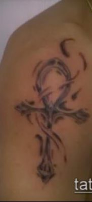 Снимка на татуировка ankh (значение) - пример за интересна рисунка на татуировка - 030