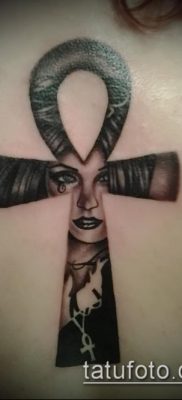 Снимка на татуировка ankh (значение) - пример за интересен дизайн на татуировка - 025