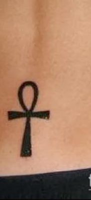 Снимка на татуировка ankh (значение) - пример за интересен дизайн на татуировка - 022