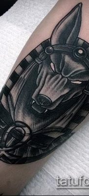 Снимка на татуировка ankh (значение) - пример за интересен дизайн на татуировка - 016