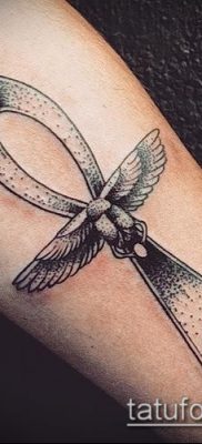 Снимка на татуировка ankh (значение) - пример за интересна рисунка на татуировка - 015