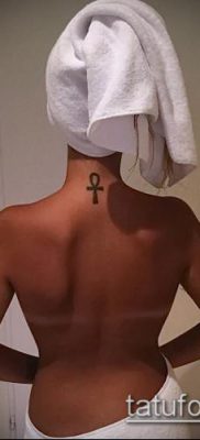 Снимка на татуировка ankh (значение) - пример за интересен дизайн на татуировка - 004