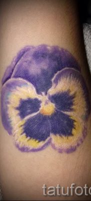 Fotografija tetovaže maćuhice za članak o značenju tetovaže - tatufoto.ru - 46