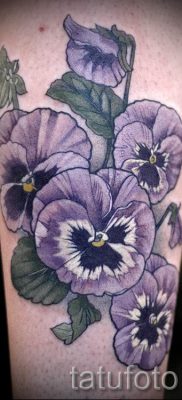 Fotografija tetovaže maćuhice za članak o značenju tetovaže - tatufoto.ru - 42