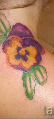 Fotografija tetovaže maćuhice za članak o značenju tetovaže - tatufoto.ru - 34