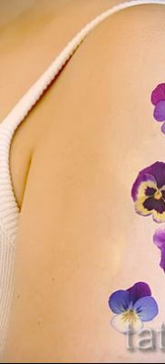 Fotografija tetovaže maćuhice za članak o značenju tetovaže - tatufoto.ru - 23