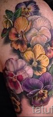 Fotografija tetovaže maćuhice za članak o značenju tetovaže - tatufoto.ru - 19