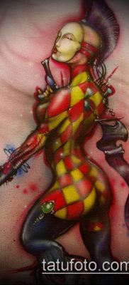 harlequin tattoo # 553 هو نسخة رائعة من الرسم الذي يمكن استخدامه بنجاح في الصقل والتطبيق كوشم مهرج أنا أضحك فقط