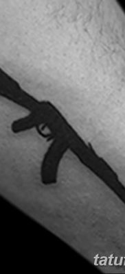 Снимка на татуировка машина 25.08.2018 №021 - татуировка картечница -
