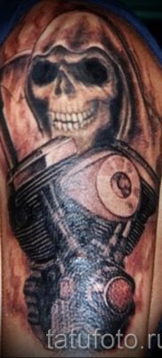 Fényképes példa egy motoros tetoválásra a jelentésről szóló cikkhez - tatufoto.ru - 146