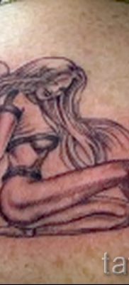 Fényképes példa egy motoros tetoválásra a jelentésről szóló cikkhez - tatufoto.ru - 129