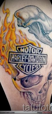 Fényképes példa egy motoros tetoválásra a jelentésről szóló cikkhez - tatufoto.ru - 118