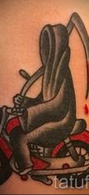 Fényképes példa egy motoros tetoválásra a jelentésről szóló cikkhez - tatufoto.ru - 102