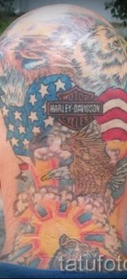 Fényképes példa egy motoros tetoválásra a jelentésről szóló cikkhez - tatufoto.ru - 88
