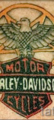 Fényképes példa egy motoros tetoválásra a jelentésről szóló cikkhez - tatufoto.ru - 86