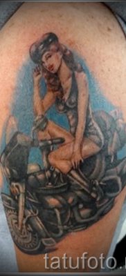 Fényképes példa egy motoros tetoválásra a jelentésről szóló cikkhez - tatufoto.ru - 80