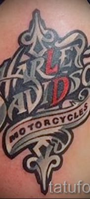 Fényképes példa egy motoros tetoválásra a jelentésről szóló cikkhez - tatufoto.ru - 69