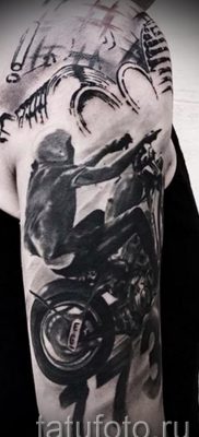 Fényképes példa egy motoros tetoválásra a jelentésről szóló cikkhez - tatufoto.ru - 67