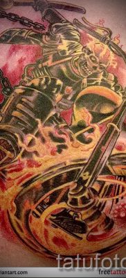 Fényképes példa egy motoros tetoválásra a jelentésről szóló cikkhez - tatufoto.ru - 60