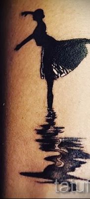 fotó egy balerina tetoválásról egy cikkhez a balerina tetoválás jelentéséről - tatufoto.ru - 17