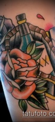 fotografija nereda tetovaža (značenje) - primjer zanimljivog crteža tetovaže - 032