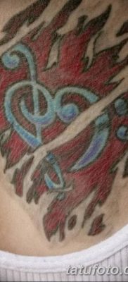 fotó a basszusgitáros tetoválásról 2018. 07. 02. №178 - Bass Key Tattoo -