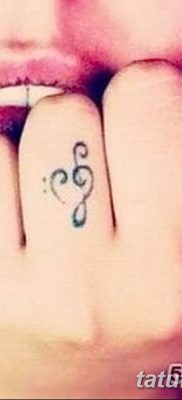 fotó a basszusgitáros tetoválásról 2018. 07. 02. №169 - Bass Key Tattoo -